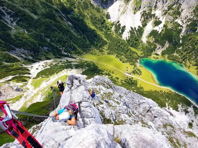 Gipfelblick- Tiroler Zugspitze Arena In Apartment